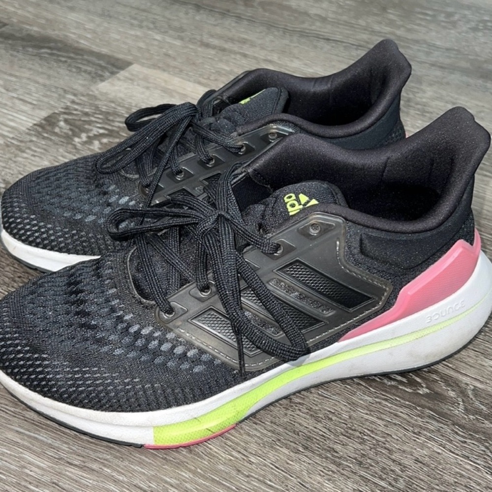 Adidas Women's Black and Pink Sneakers
